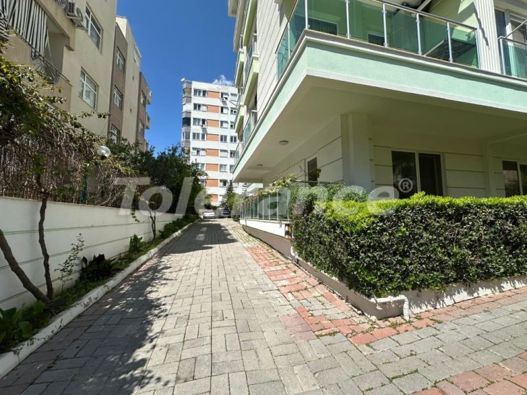 Apartment in Konyaaltı, Antalya with pool - buy realty in Turkey - 138834