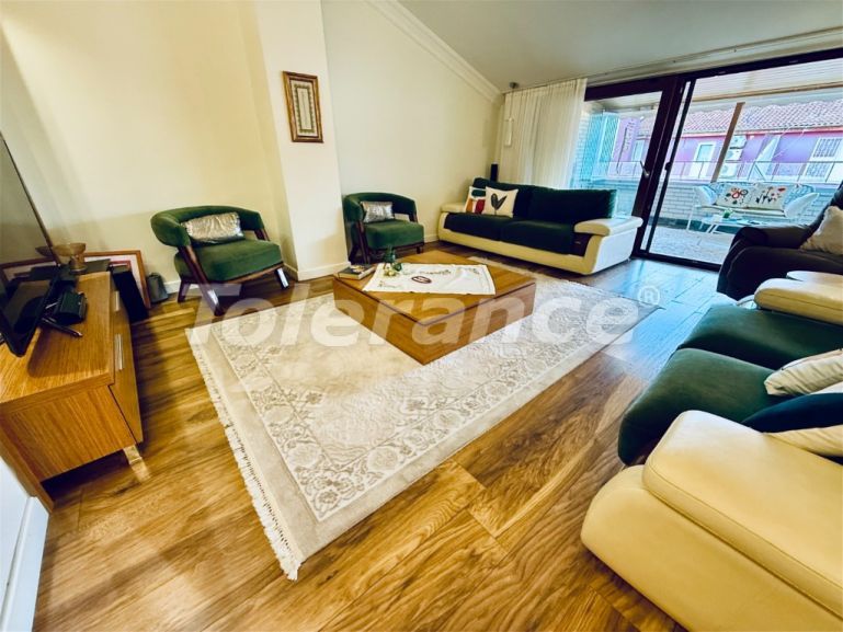 Appartement in Konyaaltı, Antalya zeezicht - onroerend goed kopen in Turkije - 140756