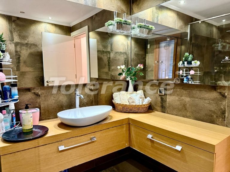 Appartement in Konyaaltı, Antalya zeezicht - onroerend goed kopen in Turkije - 140772