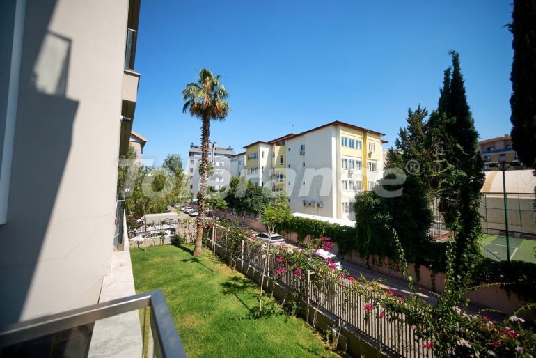 Apartment in Konyaaltı, Antalya with pool - buy realty in Turkey - 141232