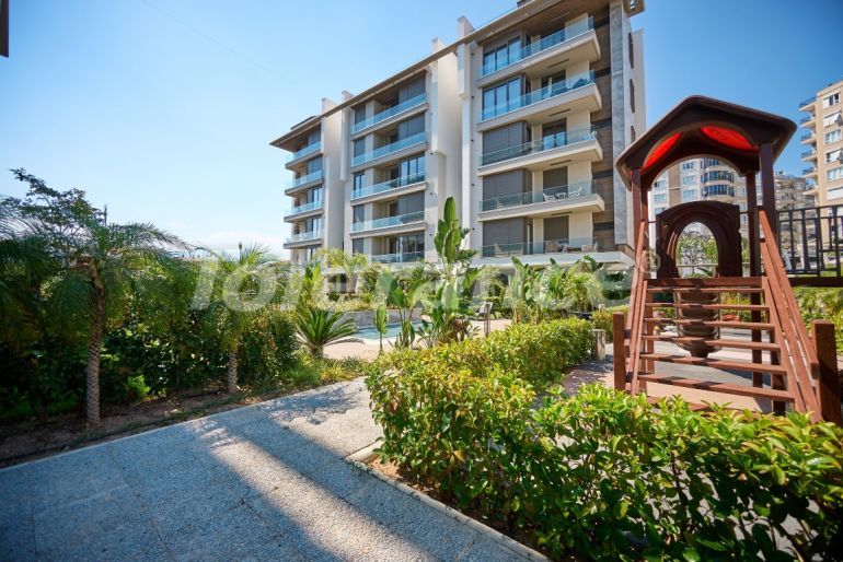 Apartment in Konyaaltı, Antalya with pool - buy realty in Turkey - 141241