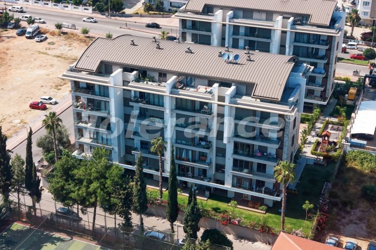 Apartment in Konyaaltı, Antalya with pool - buy realty in Turkey - 141254