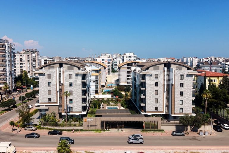 Apartment in Konyaaltı, Antalya with pool - buy realty in Turkey - 141261