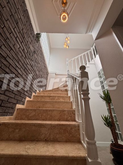 Apartment in Konyaaltı, Antalya - buy realty in Turkey - 143330