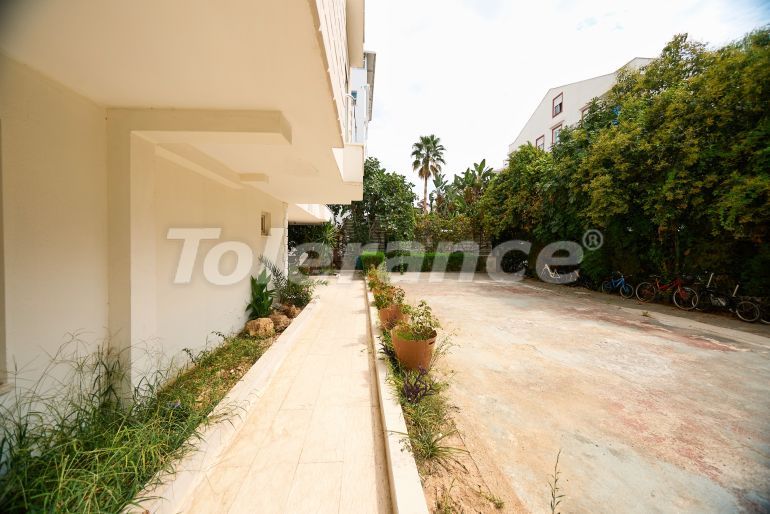 Apartment in Konyaaltı, Antalya with pool - buy realty in Turkey - 143475