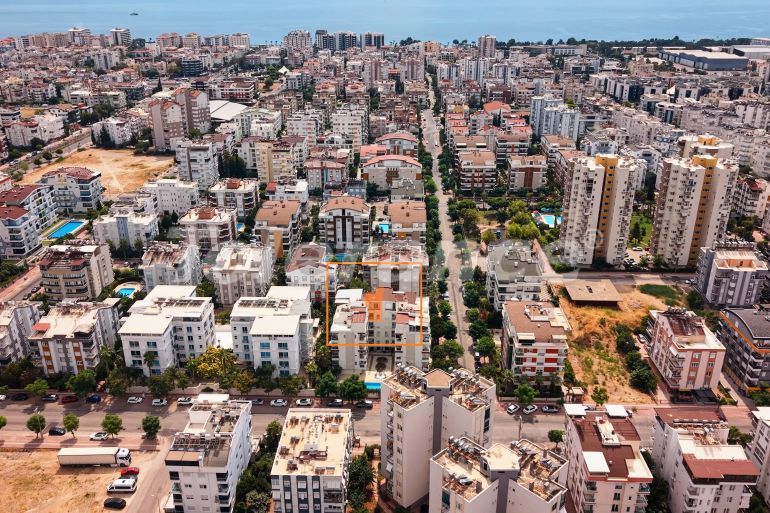 Apartment in Konyaaltı, Antalya with pool - buy realty in Turkey - 143478