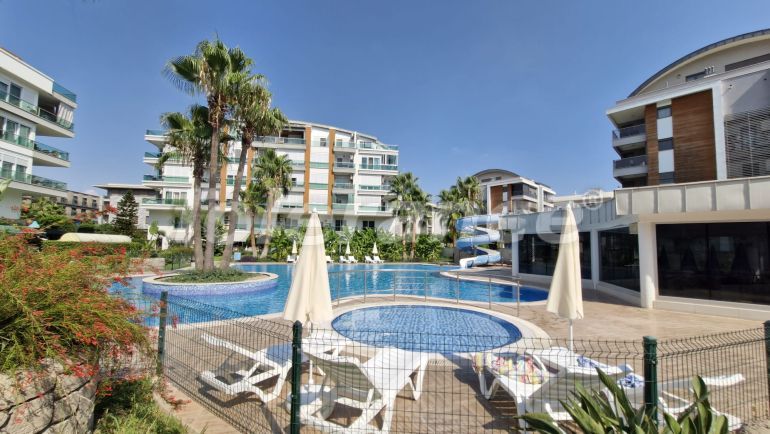 Appartement in Konyaaltı, Antalya met zwembad - onroerend goed kopen in Turkije - 144139