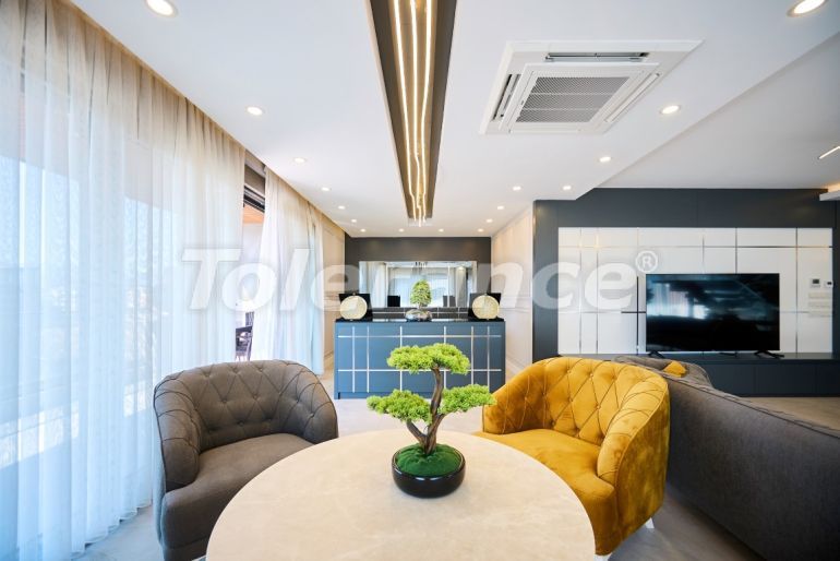 Apartment in Konyaaltı, Antalya with pool - buy realty in Turkey - 145499