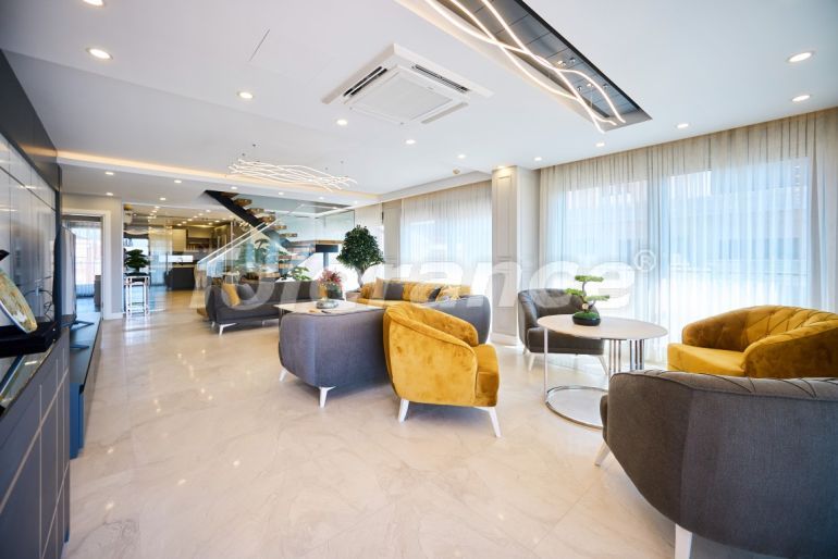 Apartment in Konyaaltı, Antalya with pool - buy realty in Turkey - 145500