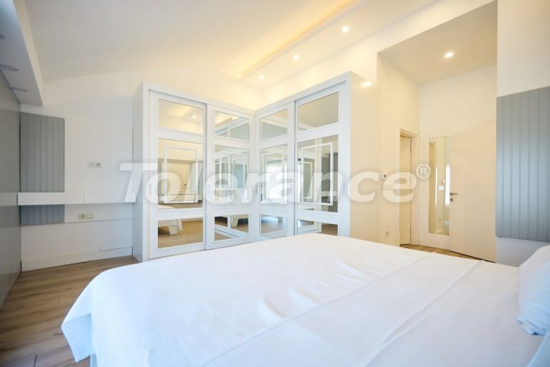 Apartment in Konyaaltı, Antalya with pool - buy realty in Turkey - 145505