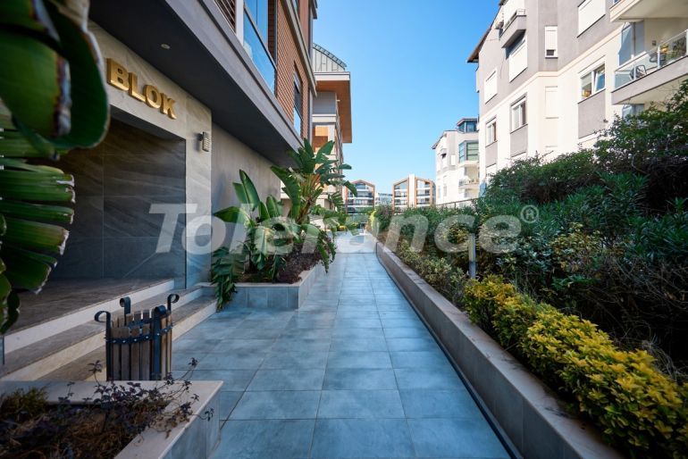 Apartment in Konyaaltı, Antalya with pool - buy realty in Turkey - 145518