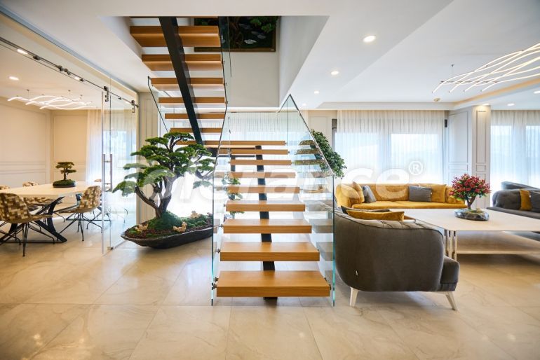 Apartment in Konyaaltı, Antalya with pool - buy realty in Turkey - 145527