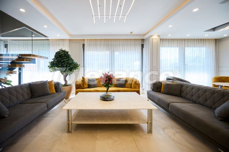 Apartment in Konyaaltı, Antalya with pool - buy realty in Turkey - 145531