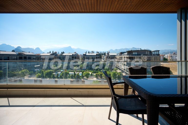 Apartment in Konyaaltı, Antalya with pool - buy realty in Turkey - 145536