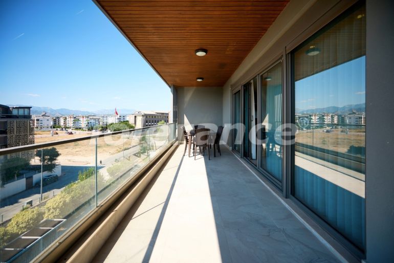 Apartment in Konyaaltı, Antalya with pool - buy realty in Turkey - 145537