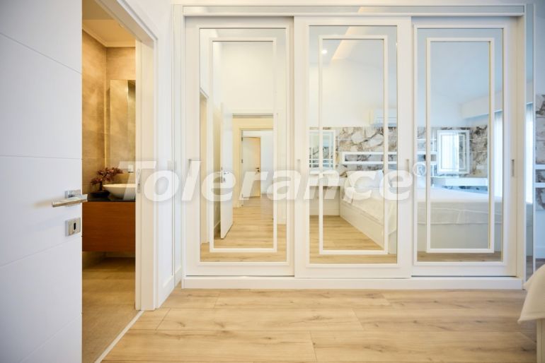Apartment in Konyaaltı, Antalya with pool - buy realty in Turkey - 145550