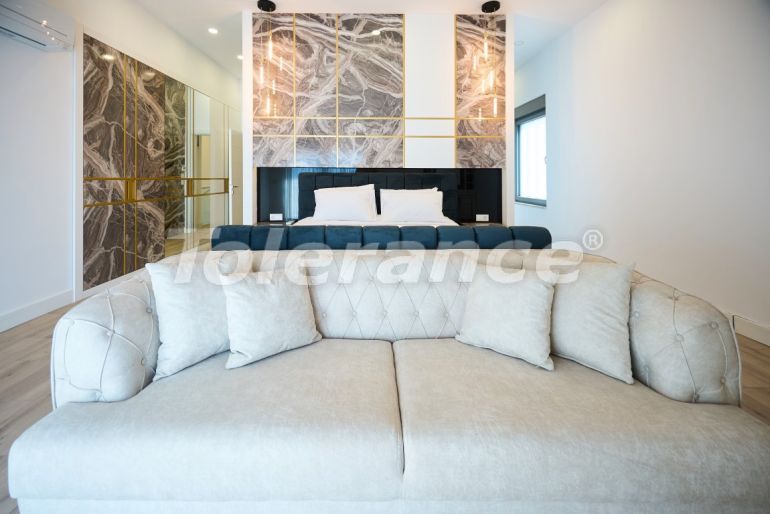 Apartment in Konyaaltı, Antalya with pool - buy realty in Turkey - 145559