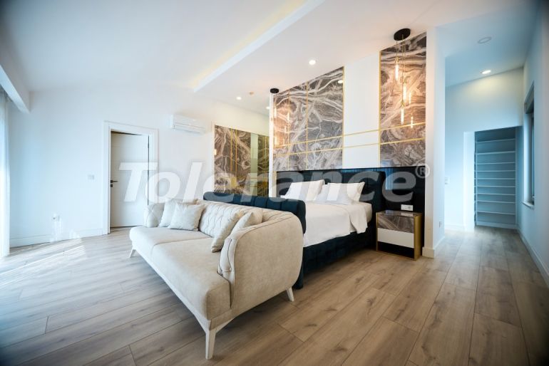 Apartment in Konyaaltı, Antalya with pool - buy realty in Turkey - 145561