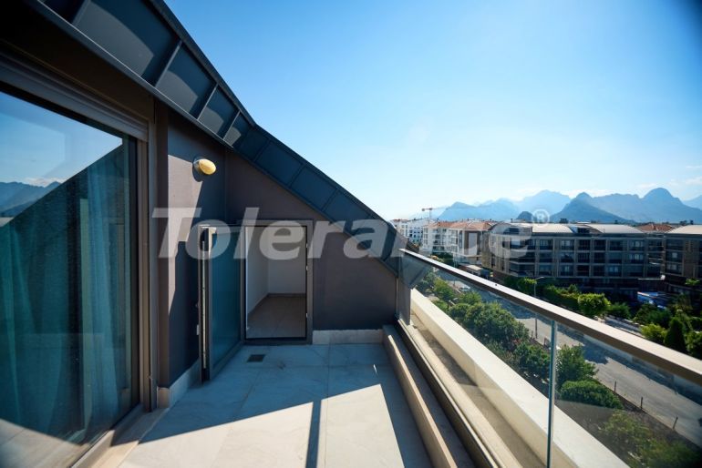 Apartment in Konyaaltı, Antalya with pool - buy realty in Turkey - 145565