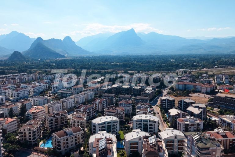 Apartment in Konyaaltı, Antalya with pool - buy realty in Turkey - 145571
