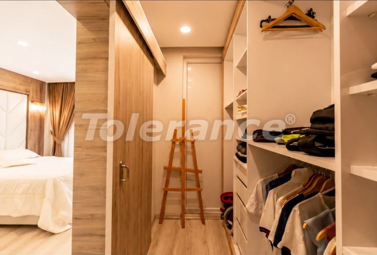 Apartment in Konyaaltı, Antalya with pool - buy realty in Turkey - 146057