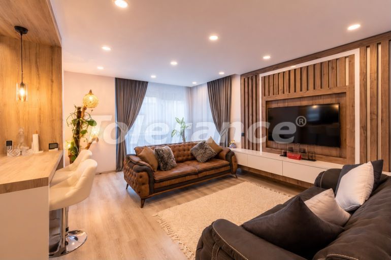 Apartment in Konyaaltı, Antalya with pool - buy realty in Turkey - 146064