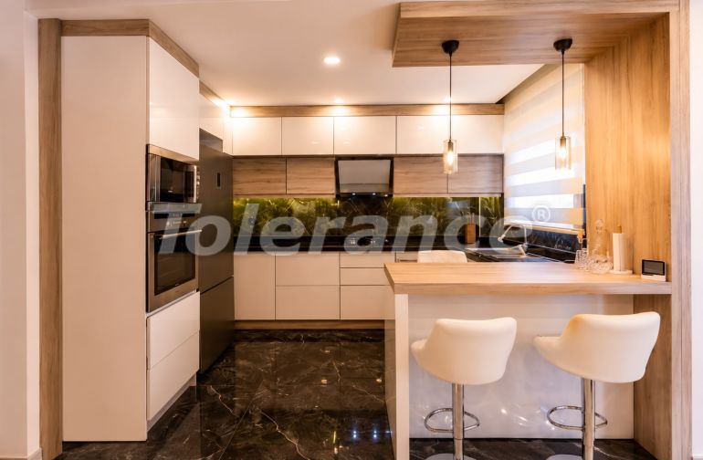 Apartment in Konyaaltı, Antalya with pool - buy realty in Turkey - 146067
