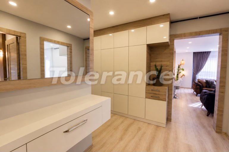 Apartment in Konyaaltı, Antalya with pool - buy realty in Turkey - 146069