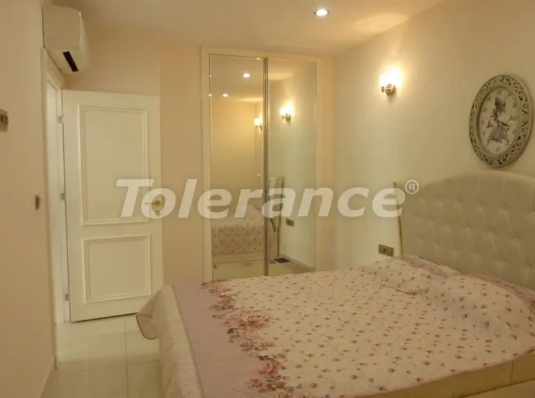 Apartment in Konyaalti, Antalya pool - buy realty in Turkey - 19456