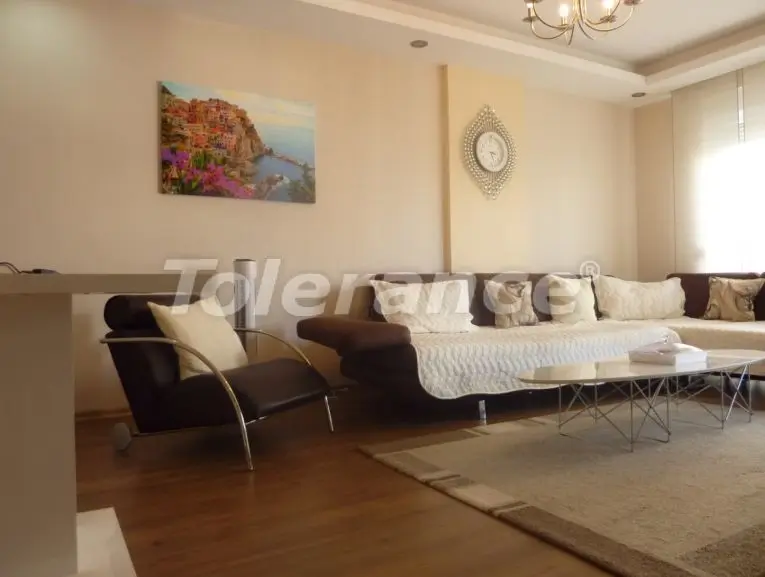 Apartment in Konyaalti, Antalya pool - buy realty in Turkey - 21046