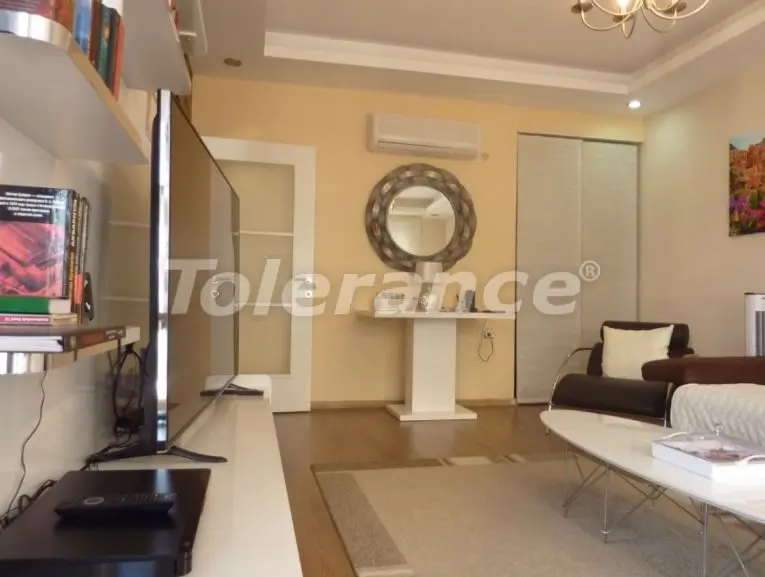Apartment in Konyaalti, Antalya pool - buy realty in Turkey - 21047