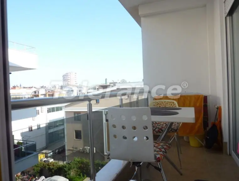 Apartment in Konyaalti, Antalya pool - buy realty in Turkey - 21049