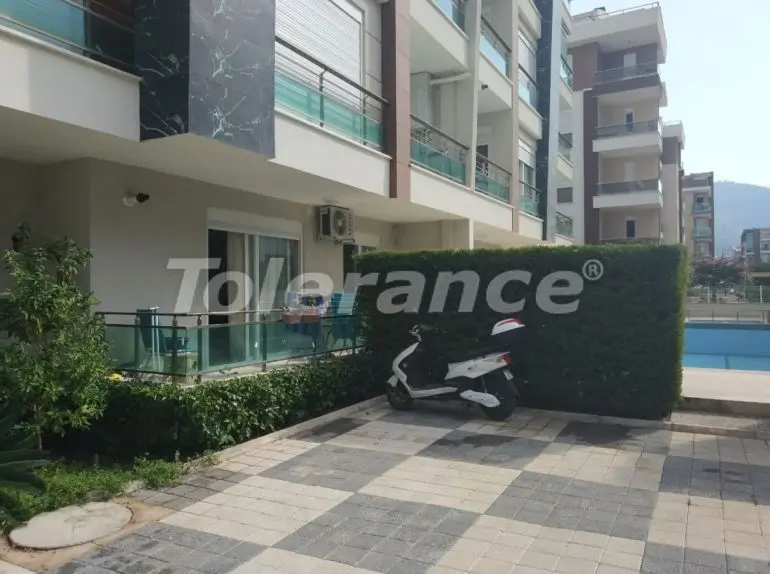 Apartment in Konyaalti, Antalya pool - buy realty in Turkey - 23003
