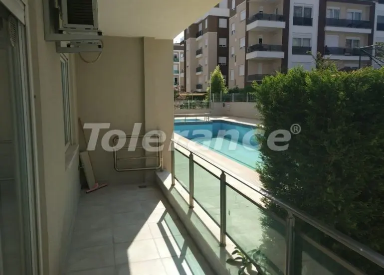 Apartment in Konyaalti, Antalya pool - buy realty in Turkey - 23004