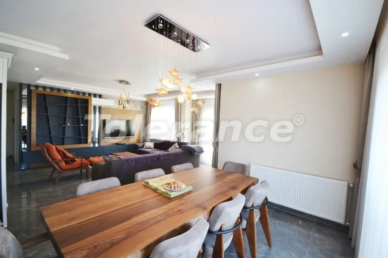 Apartment in Konyaalti, Antalya pool - buy realty in Turkey - 29691