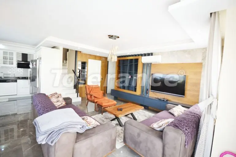 Apartment in Konyaalti, Antalya pool - buy realty in Turkey - 29701