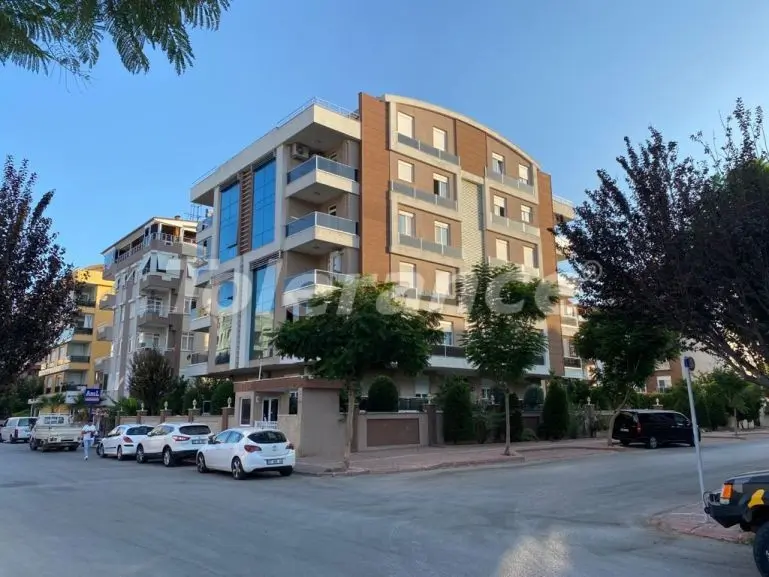 Apartment in Konyaalti, Antalya pool - buy realty in Turkey - 30416