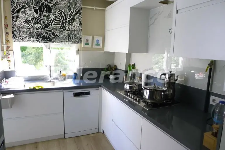 Apartment in Konyaalti, Antalya pool - buy realty in Turkey - 31131