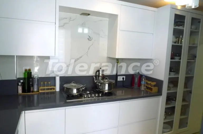 Apartment in Konyaalti, Antalya pool - buy realty in Turkey - 31144