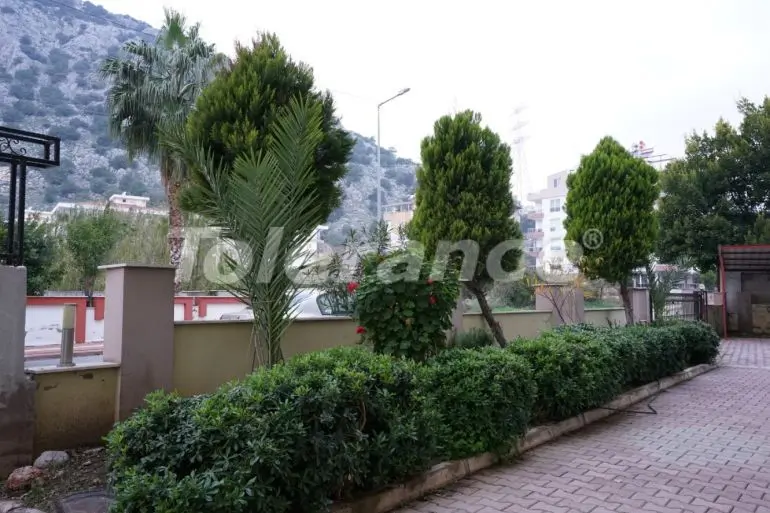 Apartment in Konyaalti, Antalya - buy realty in Turkey - 32076