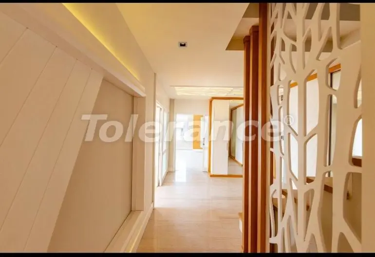 Apartment in Konyaalti, Antalya pool - buy realty in Turkey - 32850