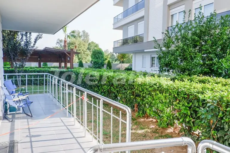Apartment in Konyaalti, Antalya pool - buy realty in Turkey - 33168
