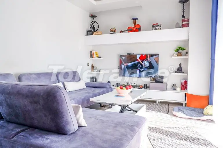 Apartment in Konyaalti, Antalya pool - buy realty in Turkey - 33176