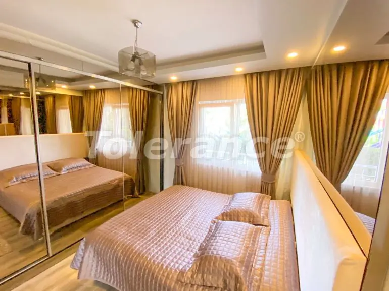 Apartment in Konyaalti, Antalya pool - buy realty in Turkey - 33182
