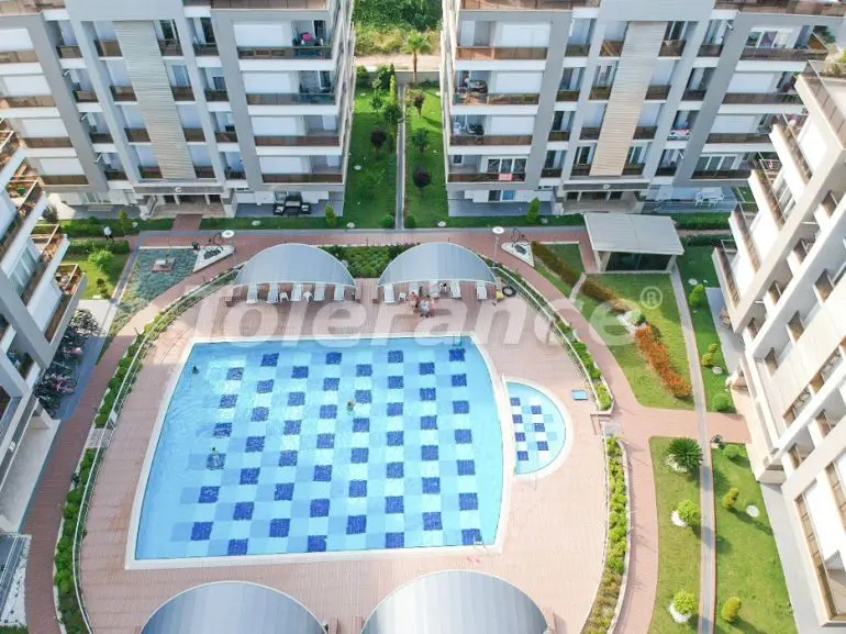 Apartment in Konyaalti, Antalya pool - buy realty in Turkey - 33188