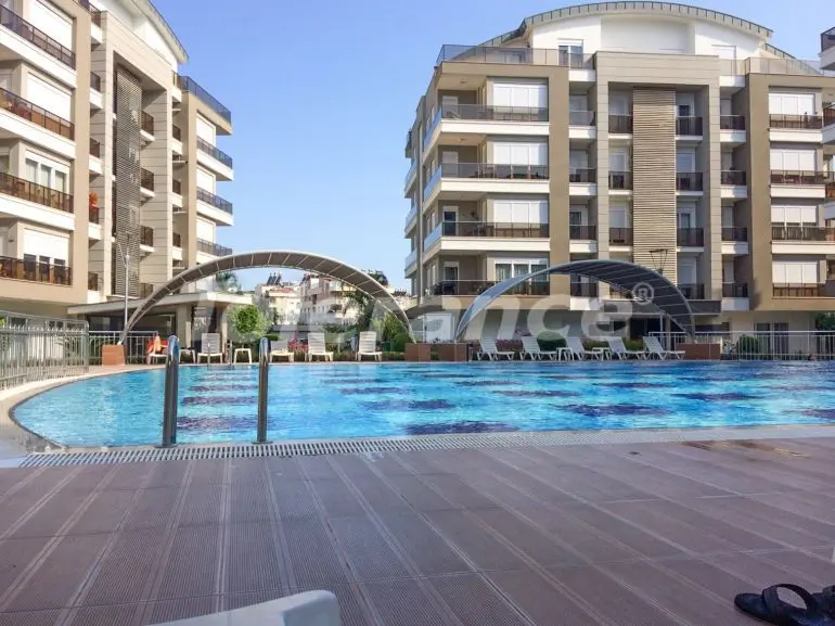 Apartment in Konyaalti, Antalya pool - buy realty in Turkey - 33190