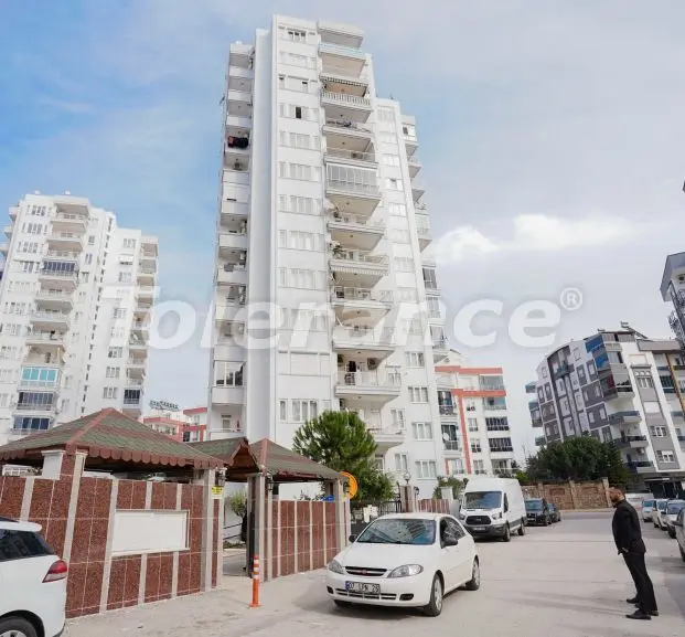 Apartment in Konyaalti, Antalya - buy realty in Turkey - 33198