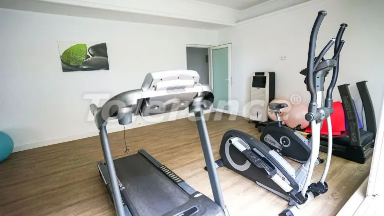 Apartment in Konyaalti, Antalya pool - buy realty in Turkey - 35113