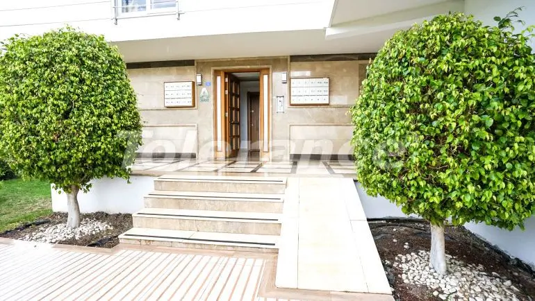 Apartment in Konyaalti, Antalya pool - buy realty in Turkey - 35117