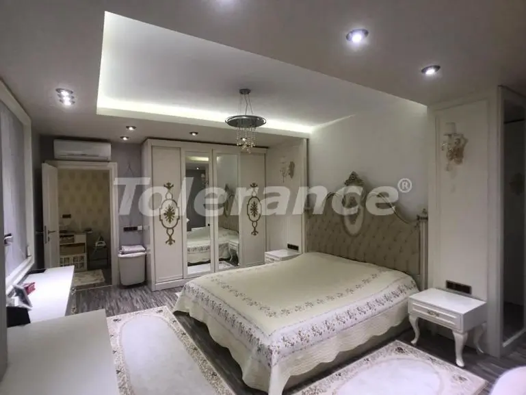 Apartment in Konyaalti, Antalya - buy realty in Turkey - 35460